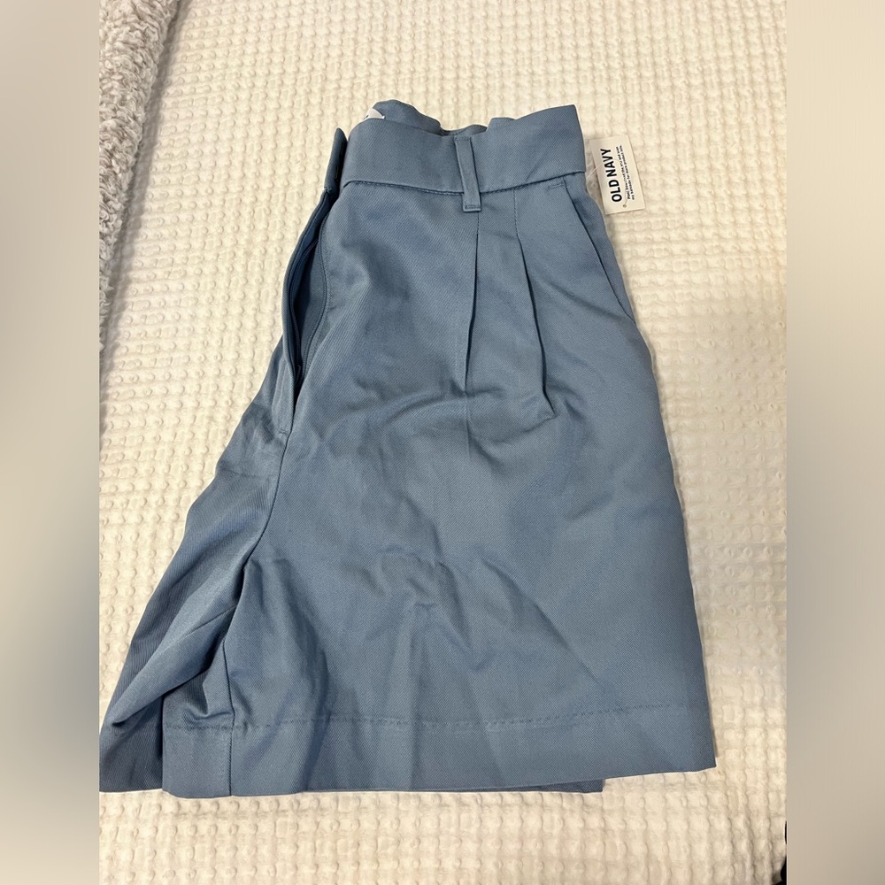 NWT Old Navy High Rise Taylor Shorts - Size S